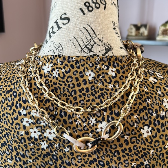 Jewelry - Banana republic tortoiseshell laminated, gold plated, link necklace